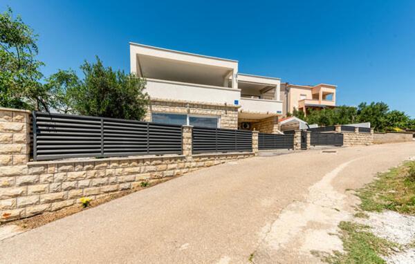 Apartmant Shine Luxury Maslenica Exterior photo